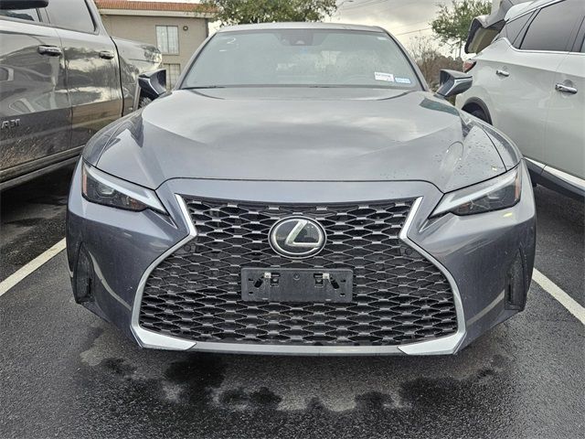 2023 Lexus IS 300