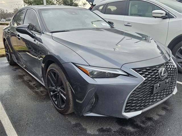 2023 Lexus IS 300