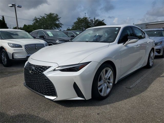 2023 Lexus IS 300