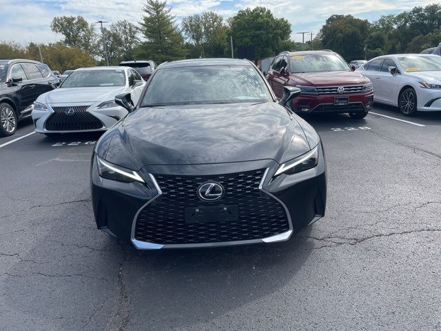 2023 Lexus IS 300