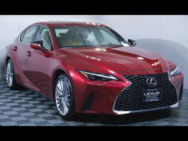 2023 Lexus IS 300