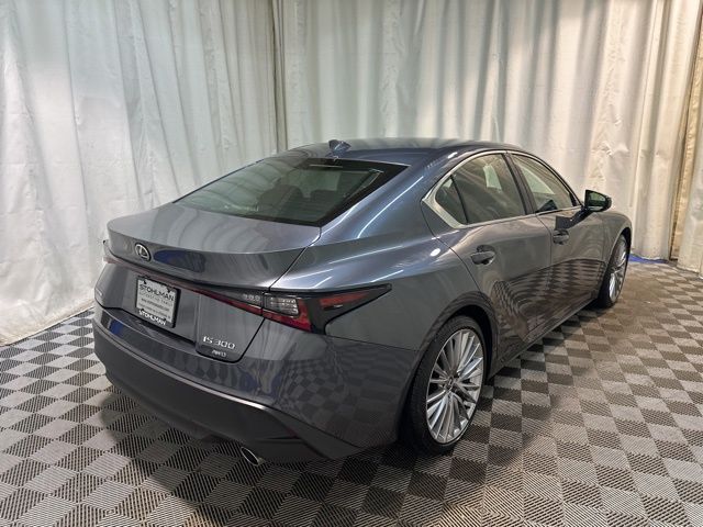 2023 Lexus IS 300
