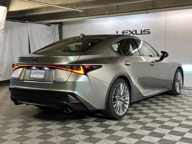 2023 Lexus IS 300