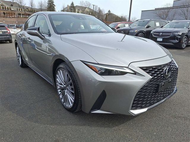 2023 Lexus IS 300