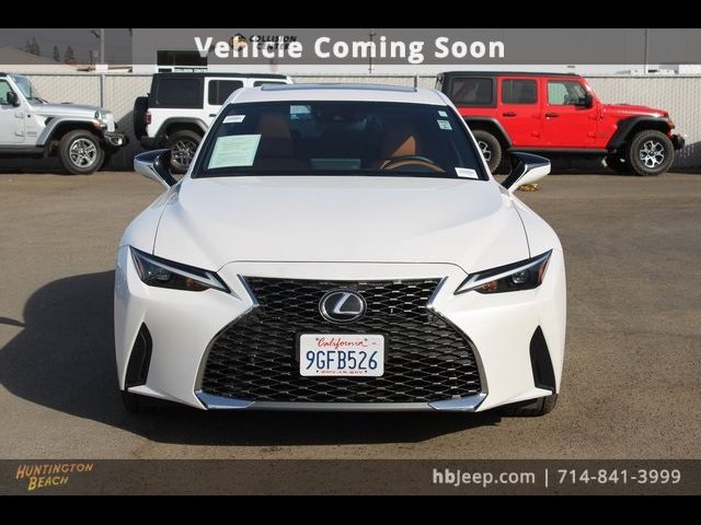 2023 Lexus IS 300