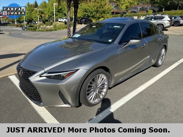 2023 Lexus IS 300