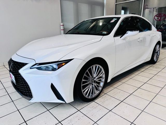 2023 Lexus IS 300