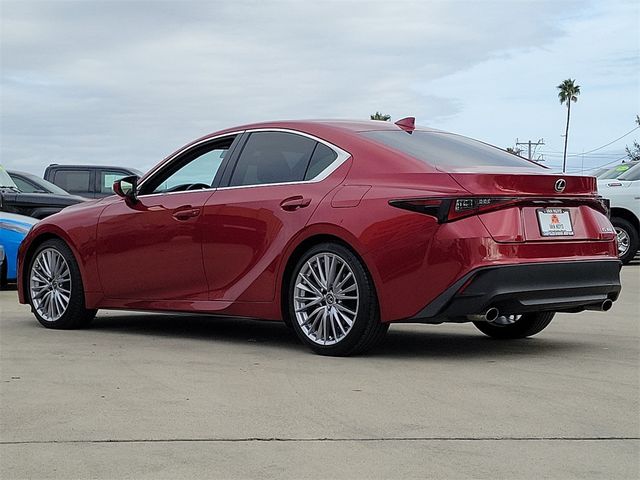 2023 Lexus IS 300