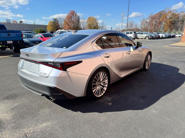 2023 Lexus IS 300