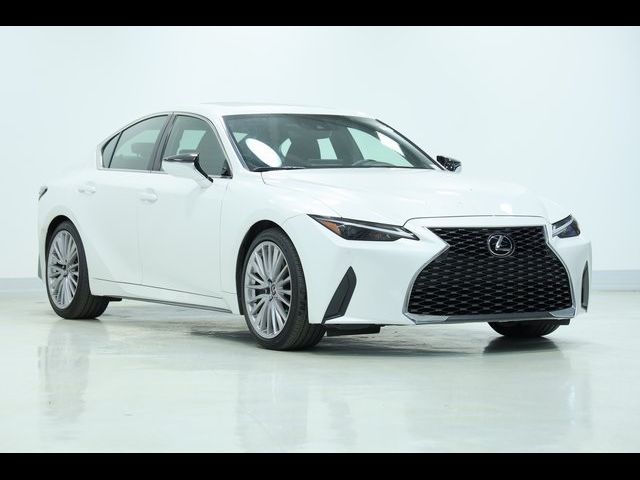 2023 Lexus IS 300