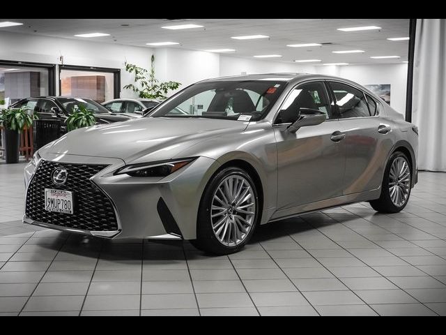 2023 Lexus IS 300