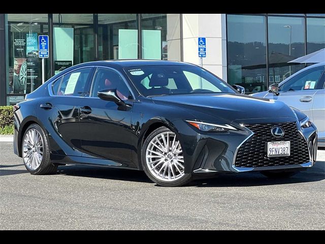 2023 Lexus IS 300