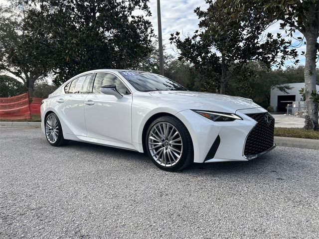 2023 Lexus IS 300