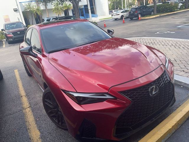 2023 Lexus IS 