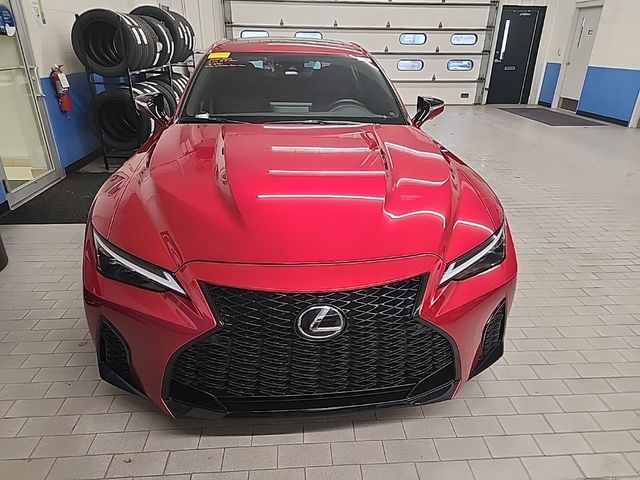 2023 Lexus IS 