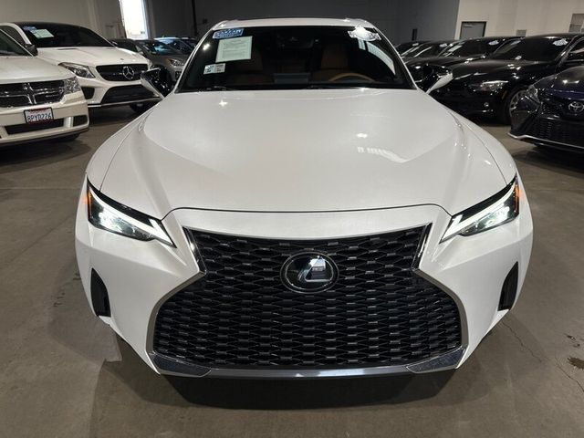 2023 Lexus IS 300