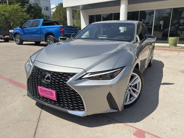 2023 Lexus IS 300
