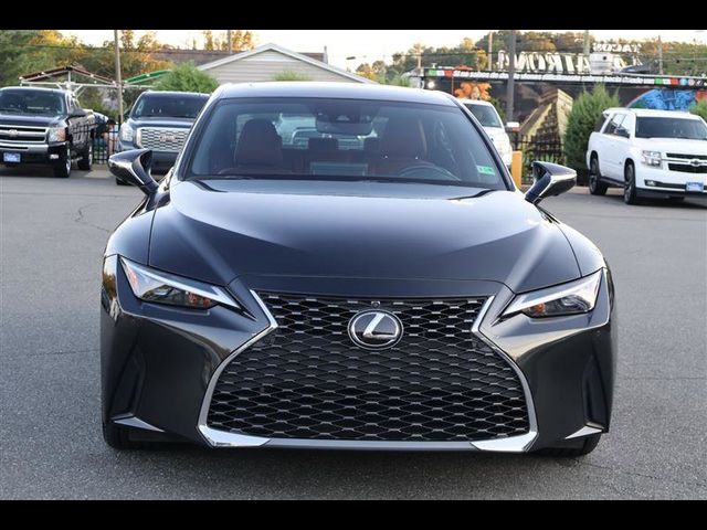 2023 Lexus IS 300