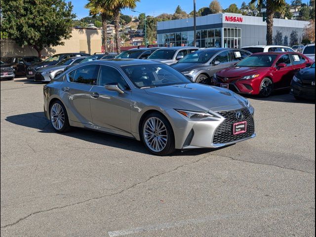 2023 Lexus IS 300