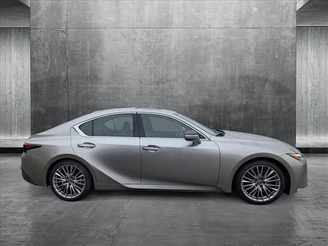 2023 Lexus IS 300