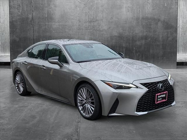 2023 Lexus IS 300