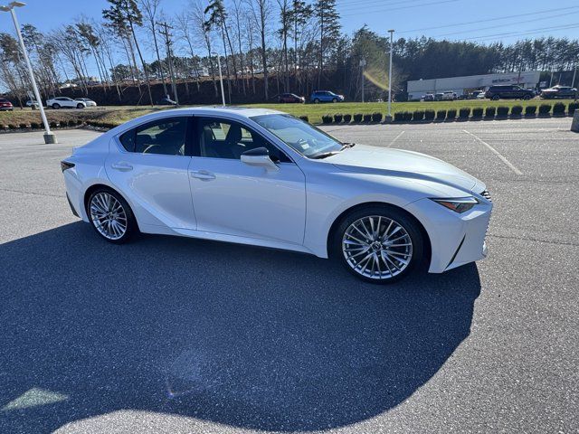 2023 Lexus IS 300