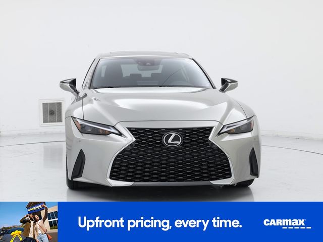 2023 Lexus IS 300