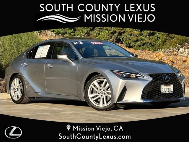 2023 Lexus IS 300