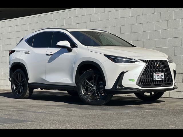 2023 Lexus NX 450h+ Luxury