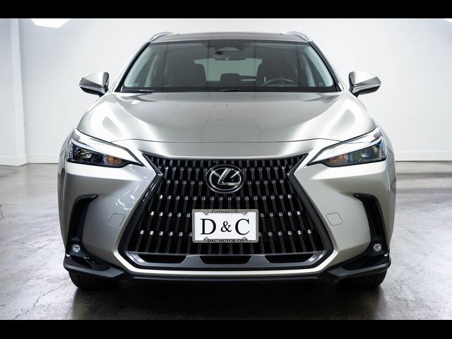 2023 Lexus NX 450h+ Luxury