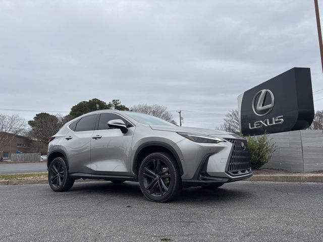 2023 Lexus NX 450h+ Luxury