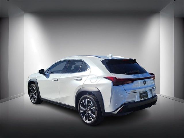 2023 Lexus UX 250h