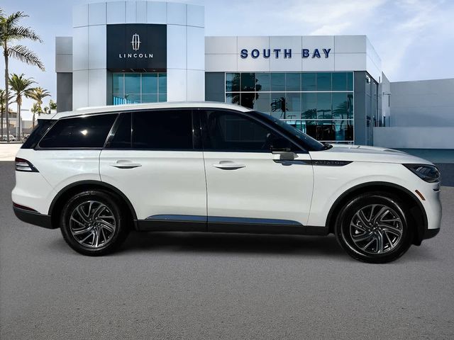 2023 Lincoln Aviator Standard