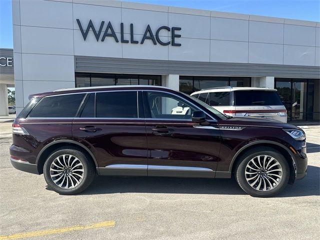 2023 Lincoln Aviator Standard