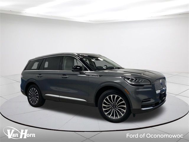 2023 Lincoln Aviator Standard