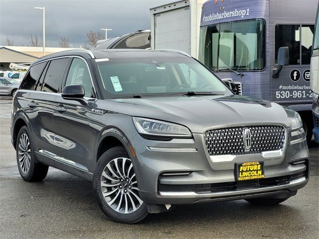 2023 Lincoln Aviator Standard