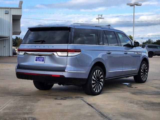 2023 Lincoln Navigator L Black Label