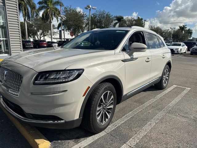 2023 Lincoln Nautilus Standard