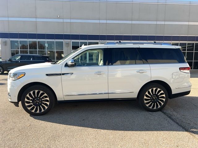 2023 Lincoln Navigator Black Label