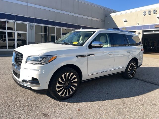 2023 Lincoln Navigator Black Label