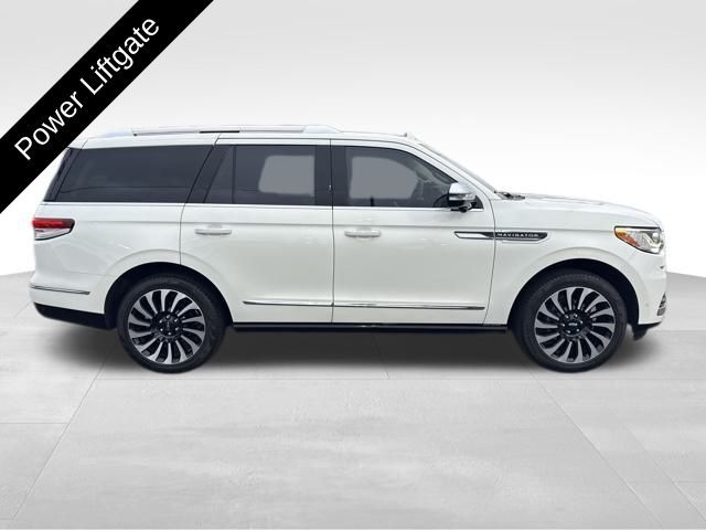 2023 Lincoln Navigator Black Label