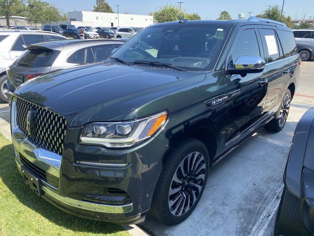 2023 Lincoln Navigator Black Label