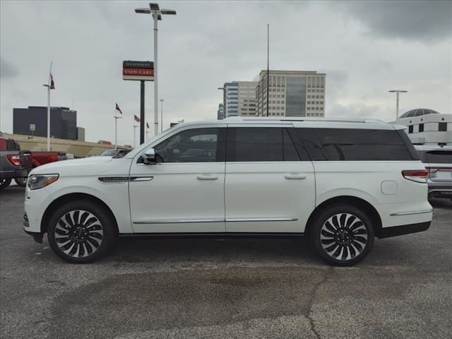 2023 Lincoln Navigator L Black Label