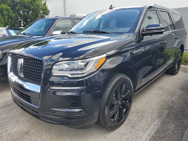 2023 Lincoln Navigator L Reserve