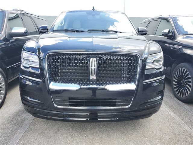 2023 Lincoln Navigator L Reserve