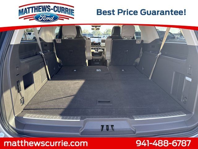 2023 Lincoln Navigator L Reserve