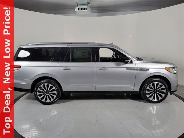 2023 Lincoln Navigator L Reserve