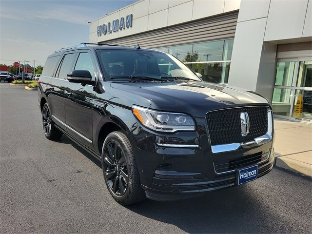 2023 Lincoln Navigator L Reserve