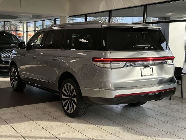 2023 Lincoln Navigator L Reserve