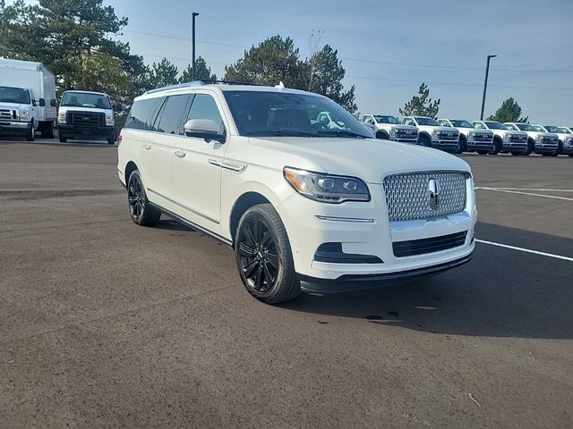 2023 Lincoln Navigator L Reserve